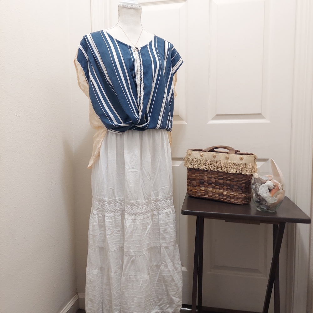 Mystree blue cream stripe top blouse medium